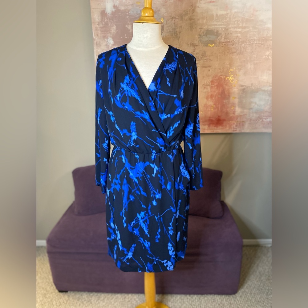Banana Republic Blue and Black Long Sleeve wrap style dress Size 8